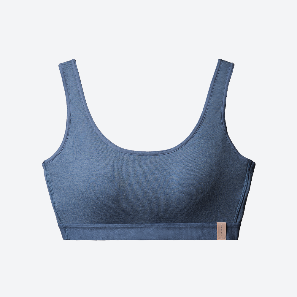 毎日使えるメリノウールのスポブラ | 360°バストを守る | スポブラも 毎日使えるメリノウールのスポブラ | 360°バストを守る | スポブラも